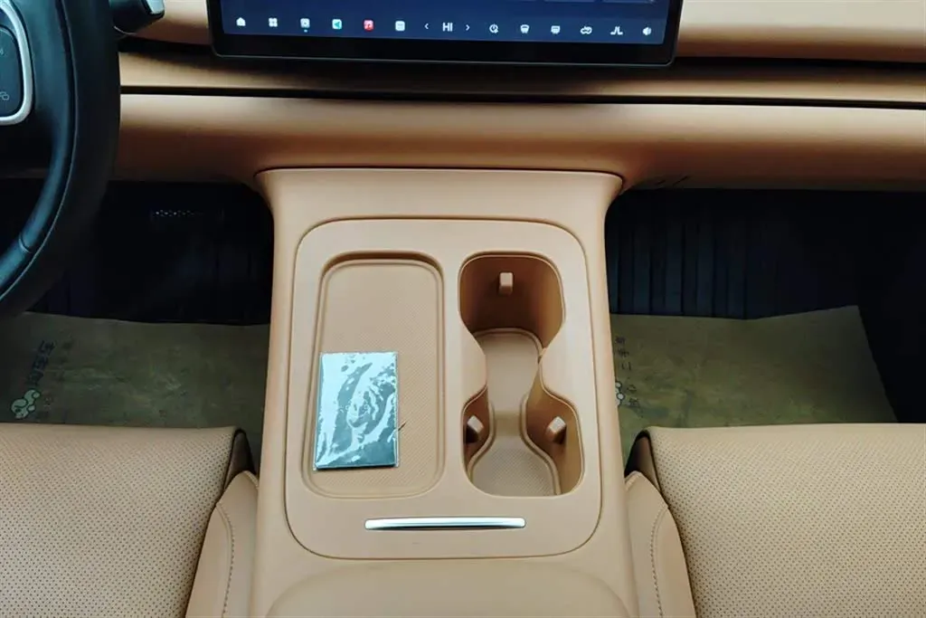 2024 Leapmotor C16 BEV 67.7KWH,autocango,china used car exporter,china ev exporter,chinese used car exporter,chinese used ev exporter