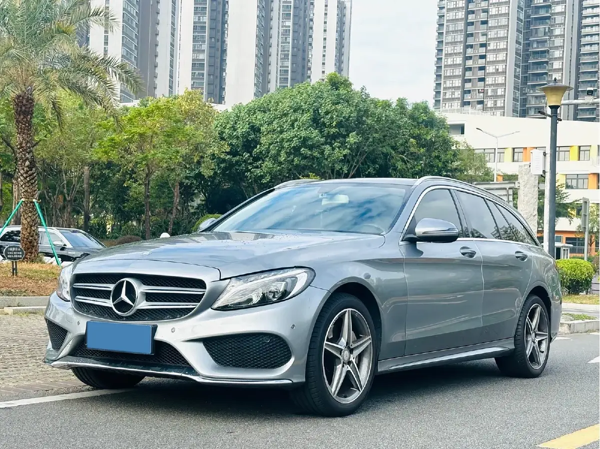 2015 Mercedes-Benz C Class 2.0T 184HP L4 7AT