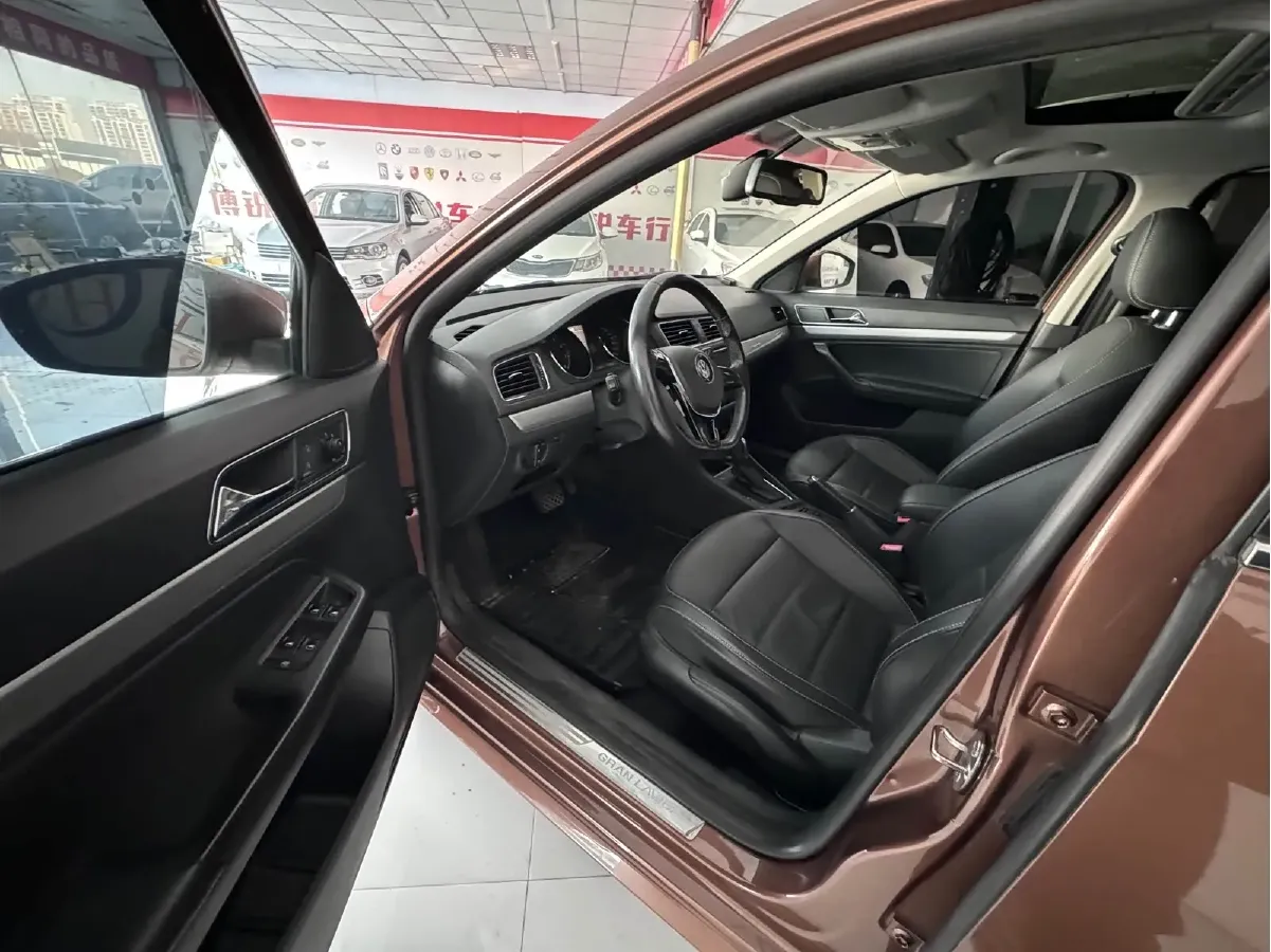 2015 Volkswagen Gran Lavida 1.6L 110HP L4 6AT,autocango,china used car exporter,china ev exporter,chinese used car exporter,chinese used ev exporter