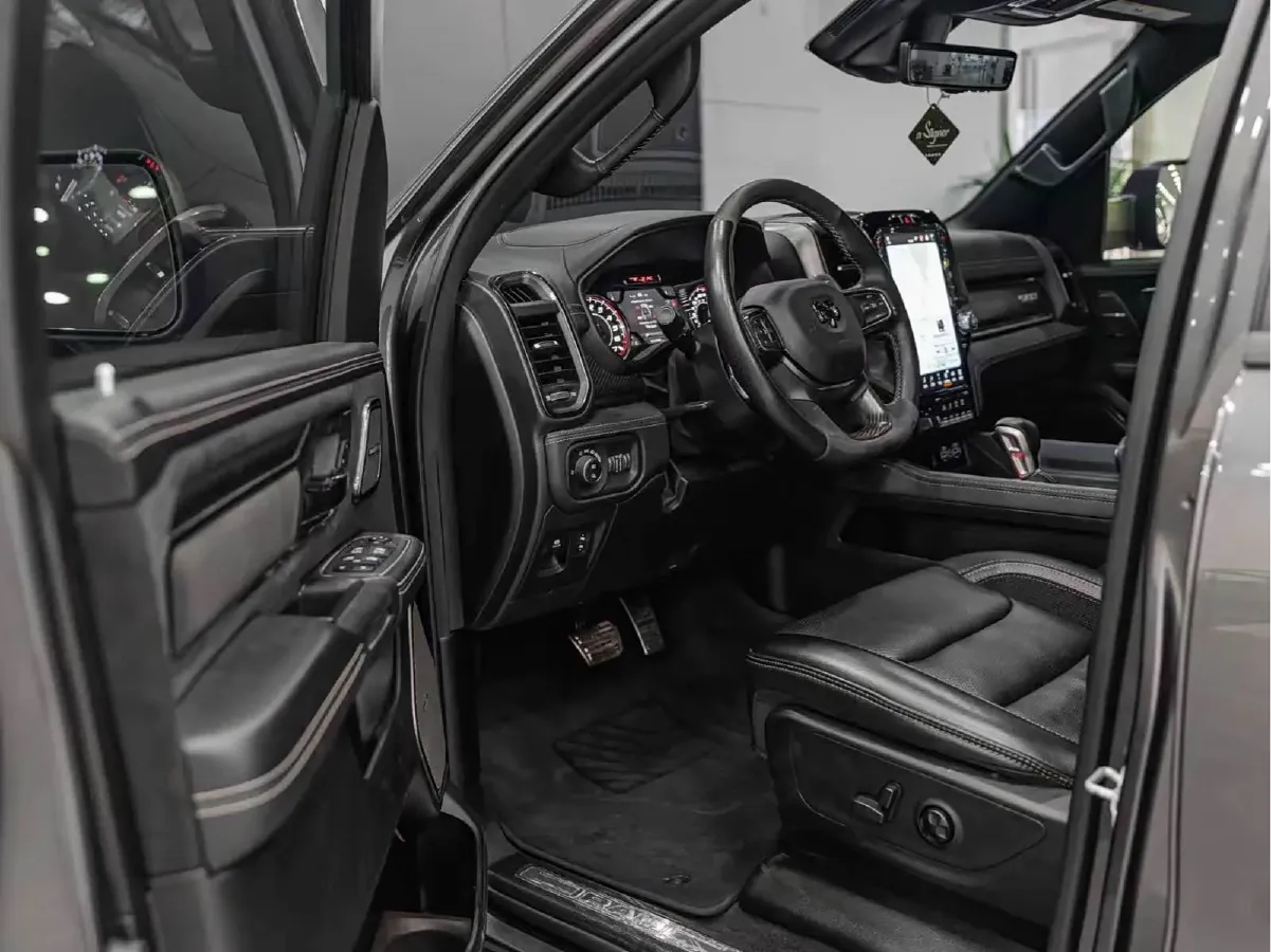 2022 Toyota 4Runner 4.0L 273HP V6 5AT,autocango,china used car exporter,china ev exporter,chinese used car exporter,chinese used ev exporter