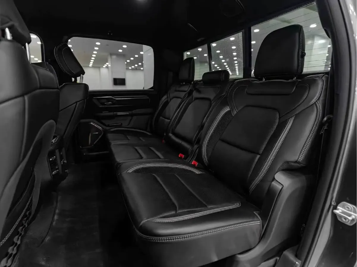 2022 Toyota 4Runner 4.0L 273HP V6 5AT,autocango,china used car exporter,china ev exporter,chinese used car exporter,chinese used ev exporter