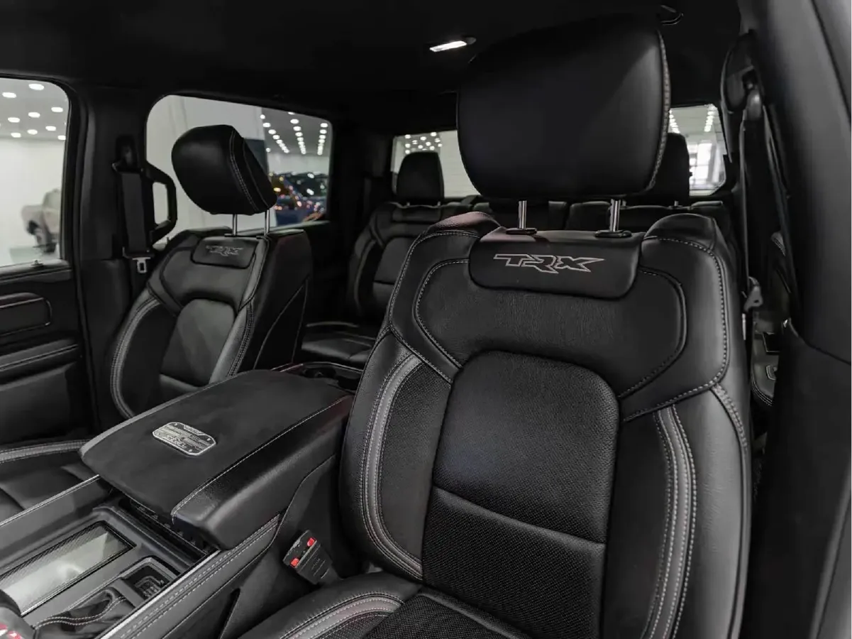 2022 Toyota 4Runner 4.0L 273HP V6 5AT,autocango,china used car exporter,china ev exporter,chinese used car exporter,chinese used ev exporter