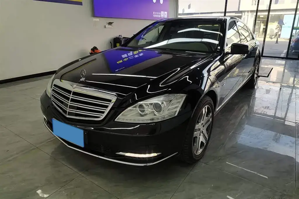 2010 Mercedes-Benz S Class 5.5T 517HP V12 5AT