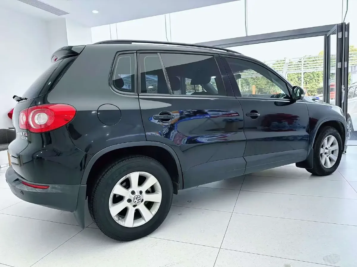 2012 Volkswagen Tiguan 1.8T 160HP L4 6AT,autocango,china used car exporter,china ev exporter,chinese used car exporter,chinese used ev exporter