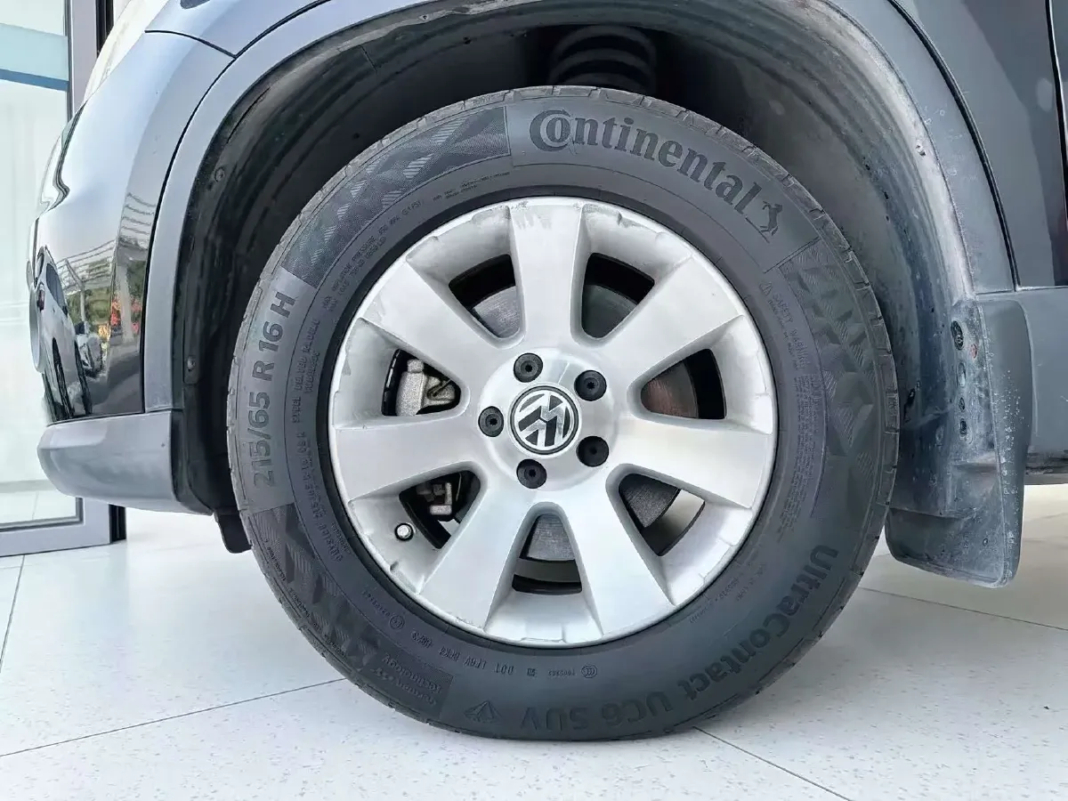 2012 Volkswagen Tiguan 1.8T 160HP L4 6AT,autocango,china used car exporter,china ev exporter,chinese used car exporter,chinese used ev exporter