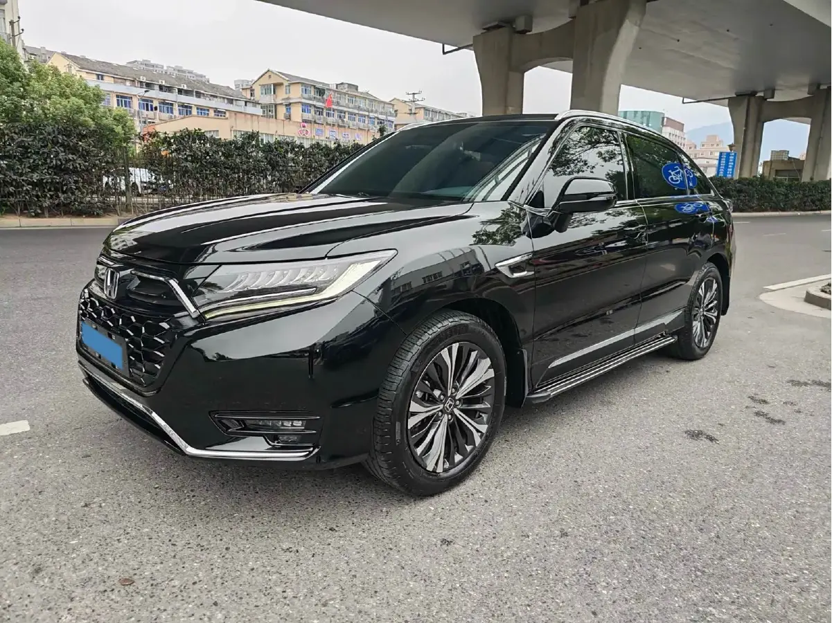 2020 Honda UR-V 2.0T 272HP L4 9AT