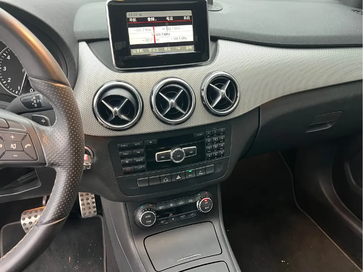 2012 Mercedes-Benz B Class 1.6T 156HP L4 7DCT,autocango,china used car exporter,china ev exporter,chinese used car exporter,chinese used ev exporter