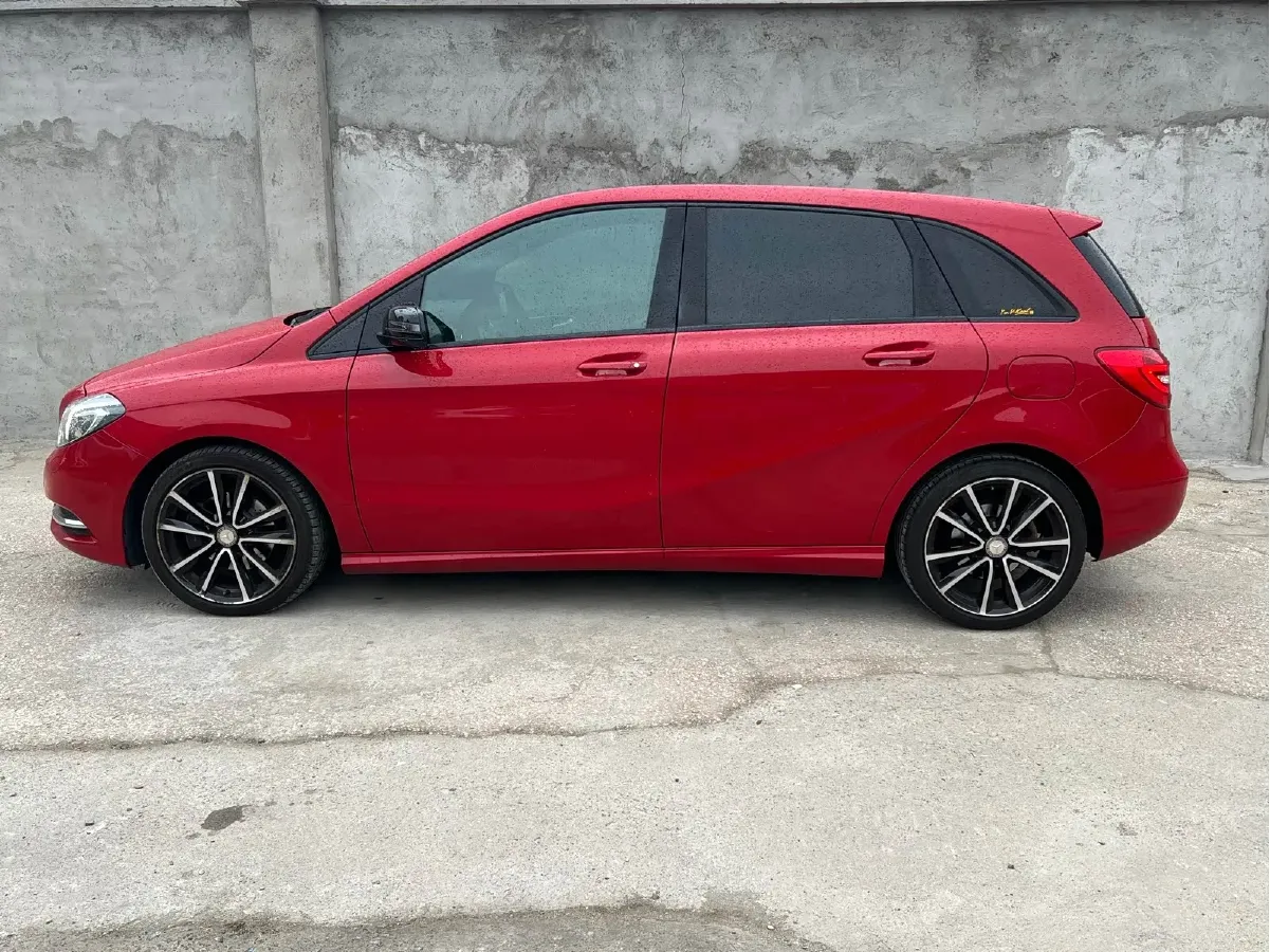 2012 Mercedes-Benz B Class 1.6T 156HP L4 7DCT,autocango,china used car exporter,china ev exporter,chinese used car exporter,chinese used ev exporter