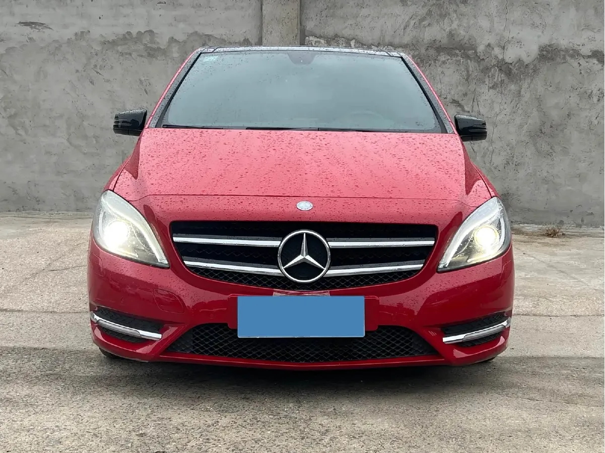 2012 Mercedes-Benz B Class 1.6T 156HP L4 7DCT,autocango,china used car exporter,china ev exporter,chinese used car exporter,chinese used ev exporter