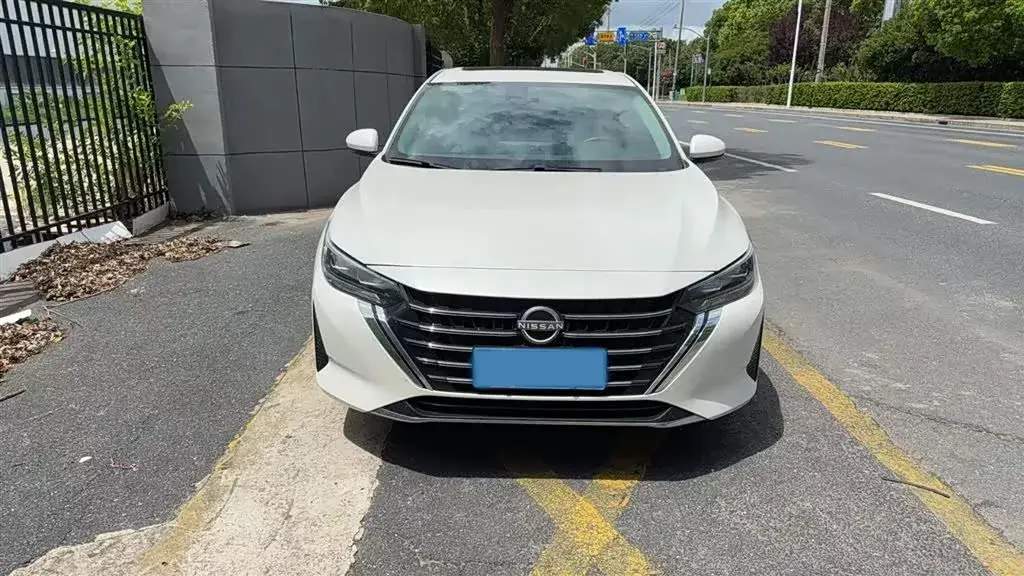 2023 Nissan Sylphy 1.6L 135HP L4 CVT