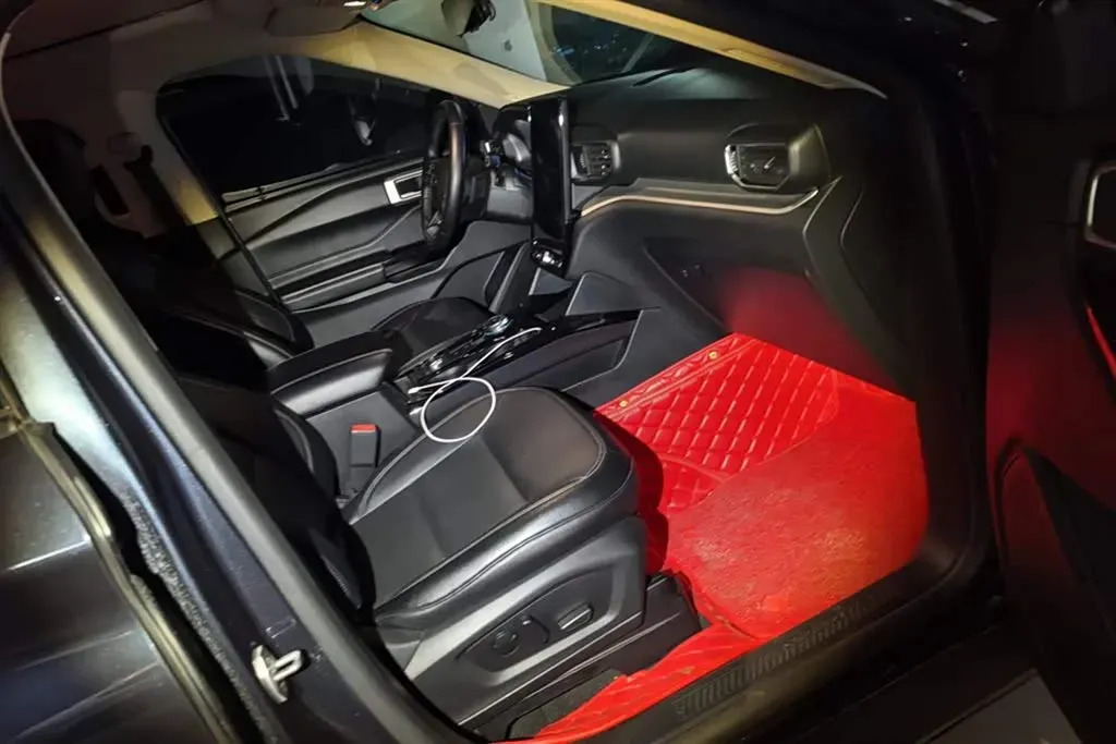 2020 Ford Explorer 2.3T 276HP L4 10AT,autocango,china used car exporter,china ev exporter,chinese used car exporter,chinese used ev exporter