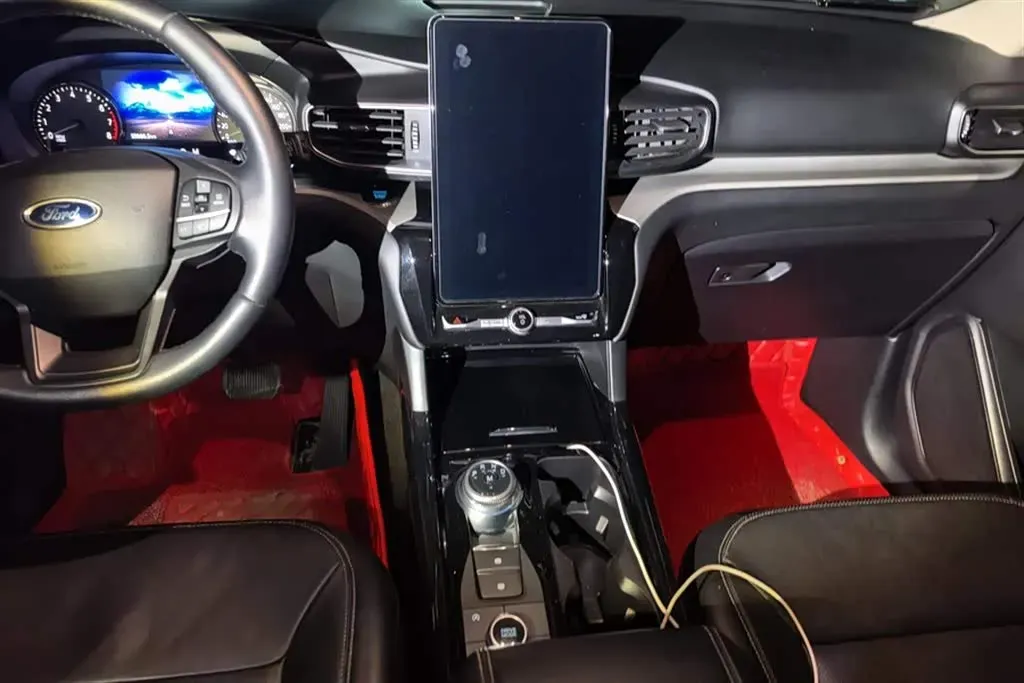 2020 Ford Explorer 2.3T 276HP L4 10AT,autocango,china used car exporter,china ev exporter,chinese used car exporter,chinese used ev exporter