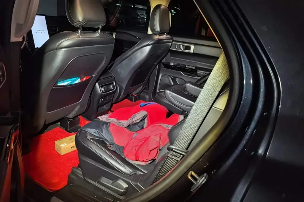 2020 Ford Explorer 2.3T 276HP L4 10AT,autocango,china used car exporter,china ev exporter,chinese used car exporter,chinese used ev exporter