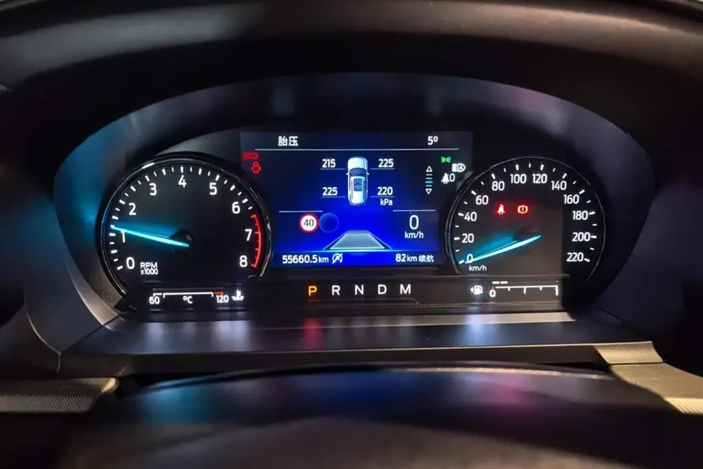 2020 Ford Explorer 2.3T 276HP L4 10AT,autocango,china used car exporter,china ev exporter,chinese used car exporter,chinese used ev exporter