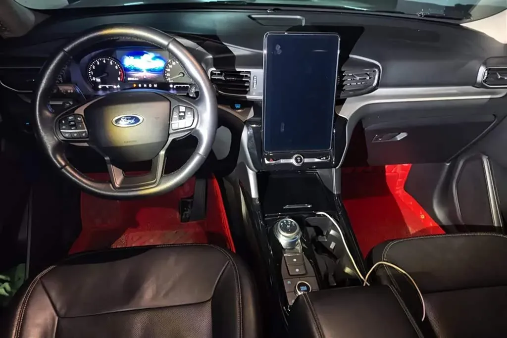 2020 Ford Explorer 2.3T 276HP L4 10AT,autocango,china used car exporter,china ev exporter,chinese used car exporter,chinese used ev exporter