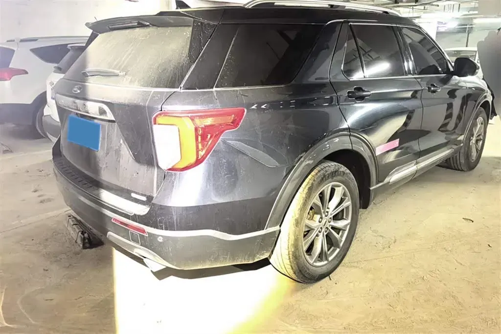 2020 Ford Explorer 2.3T 276HP L4 10AT,autocango,china used car exporter,china ev exporter,chinese used car exporter,chinese used ev exporter