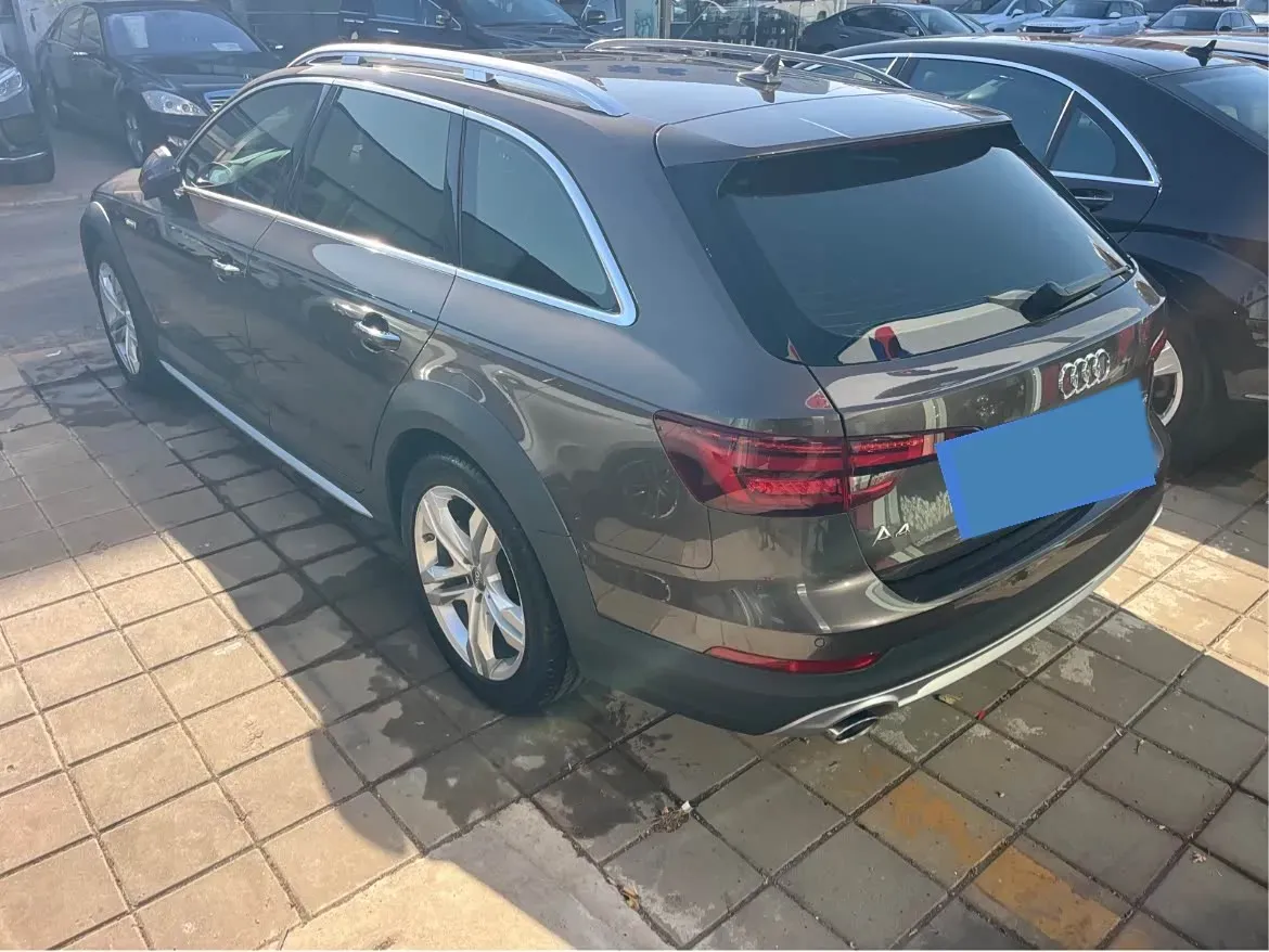 2017 Audi A4 2.0T 252HP L4 7DCT,autocango,china used car exporter,china ev exporter,chinese used car exporter,chinese used ev exporter
