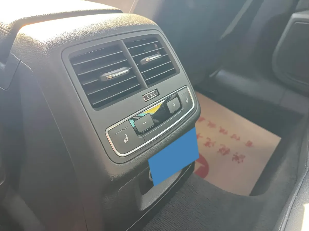 2017 Audi A4 2.0T 252HP L4 7DCT,autocango,china used car exporter,china ev exporter,chinese used car exporter,chinese used ev exporter