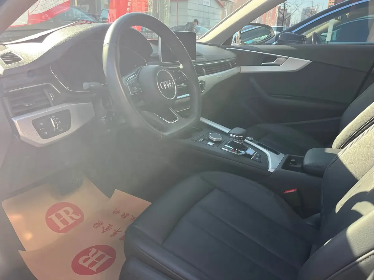 2017 Audi A4 2.0T 252HP L4 7DCT,autocango,china used car exporter,china ev exporter,chinese used car exporter,chinese used ev exporter