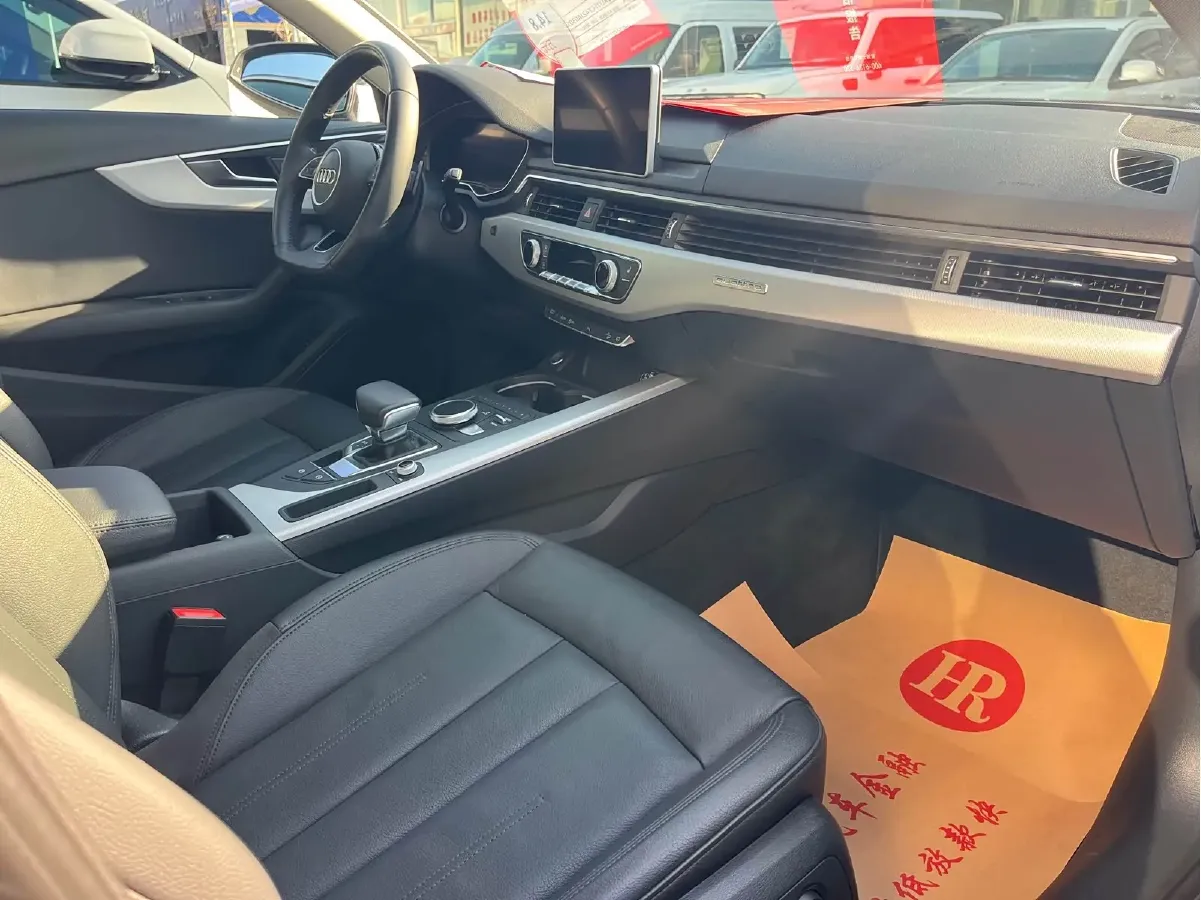 2017 Audi A4 2.0T 252HP L4 7DCT,autocango,china used car exporter,china ev exporter,chinese used car exporter,chinese used ev exporter