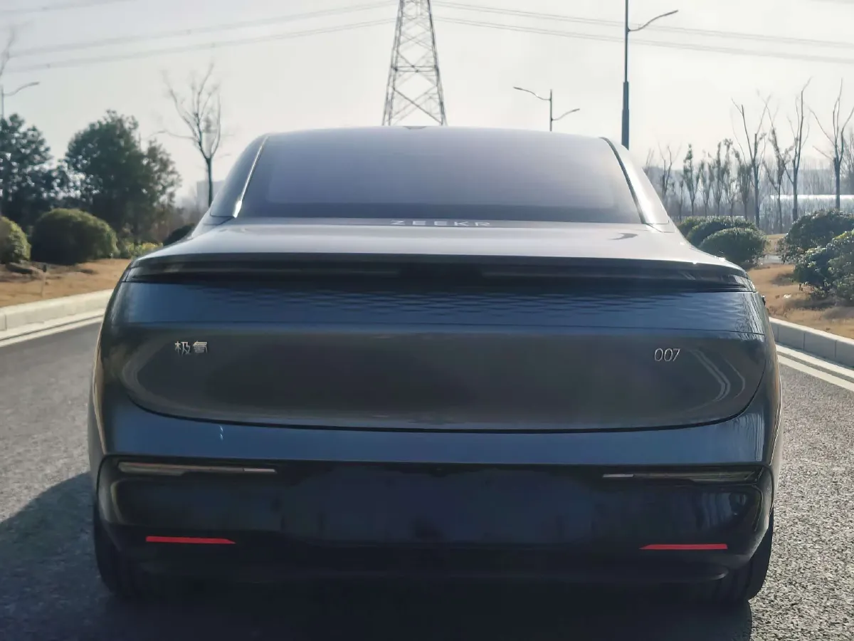 2024 Zeekr 007 BEV 75KWH,autocango,china used car exporter,china ev exporter,chinese used car exporter,chinese used ev exporter