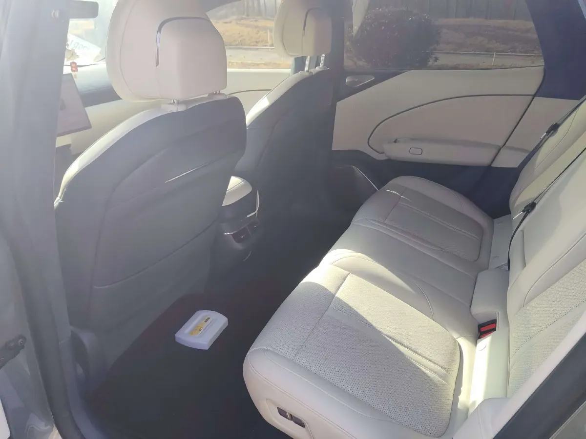 2024 Zeekr 007 BEV 75KWH,autocango,china used car exporter,china ev exporter,chinese used car exporter,chinese used ev exporter