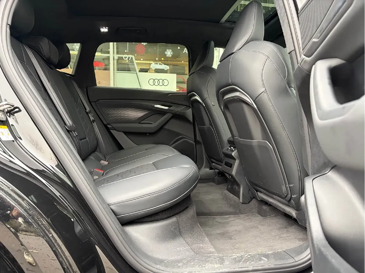 2026 Audi Q6L Sportback e-tron BEV,autocango,china used car exporter,china ev exporter,chinese used car exporter,chinese used ev exporter