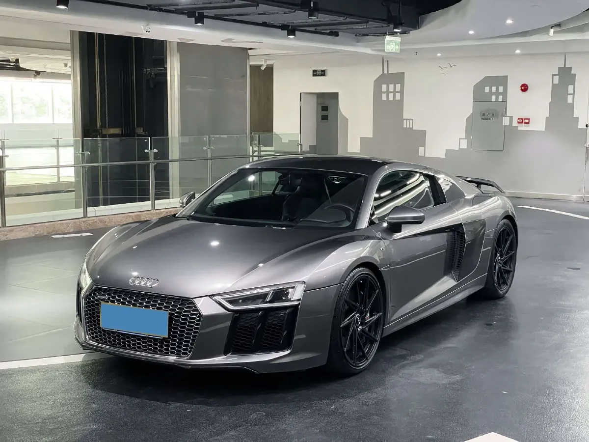 2016 Audi R8 5.2L 611HP V10 7DCT,autocango,china used car exporter,china ev exporter,chinese used car exporter,chinese used ev exporter
