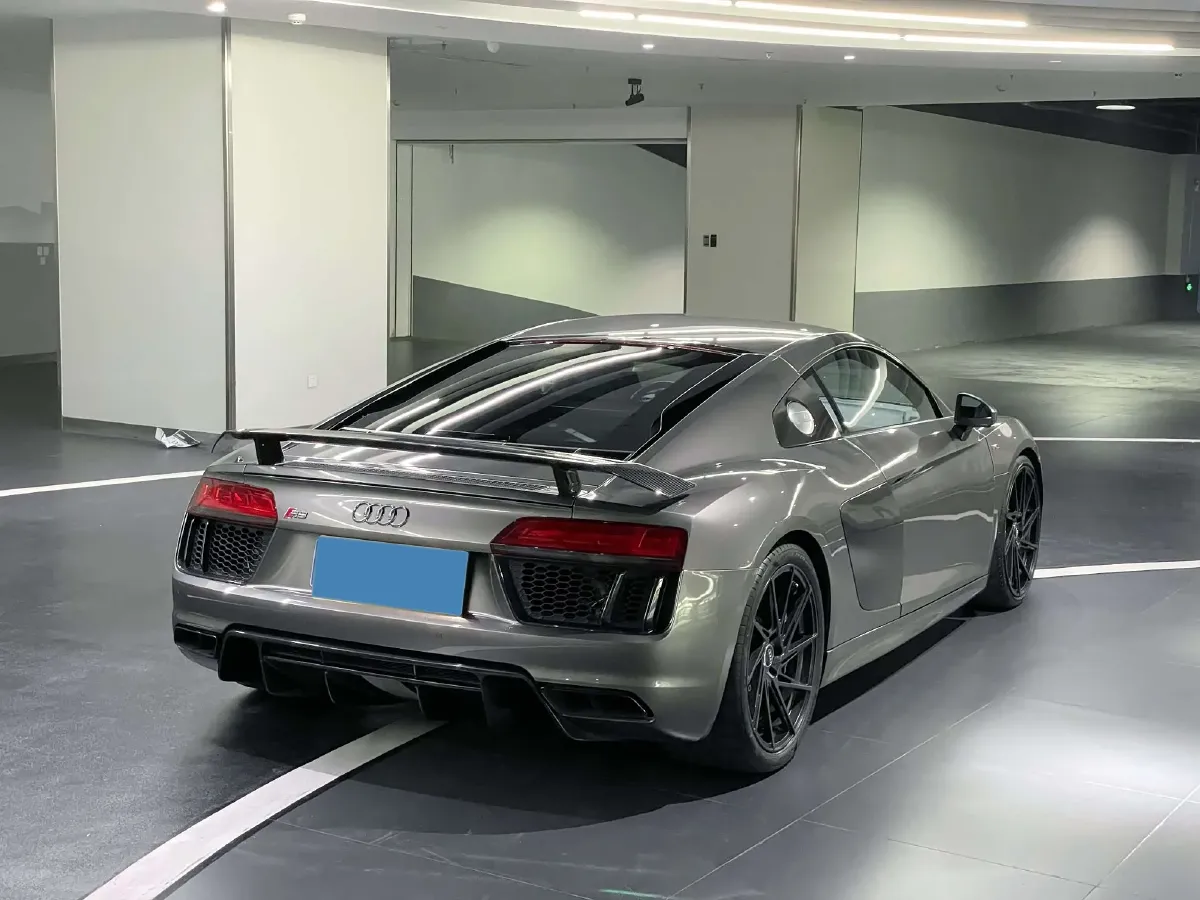 2016 Audi R8 5.2L 611HP V10 7DCT,autocango,china used car exporter,china ev exporter,chinese used car exporter,chinese used ev exporter