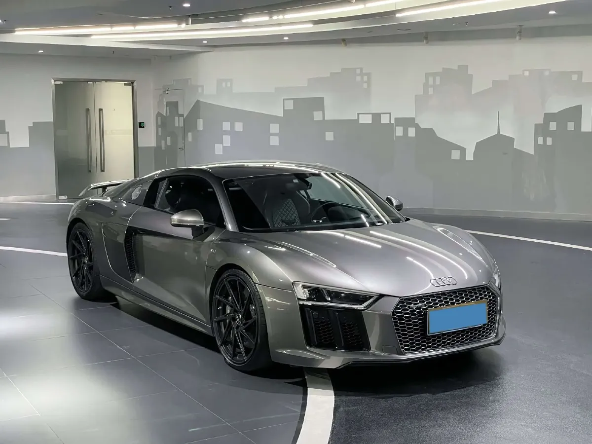 2016 Audi R8 5.2L 611HP V10 7DCT,autocango,china used car exporter,china ev exporter,chinese used car exporter,chinese used ev exporter