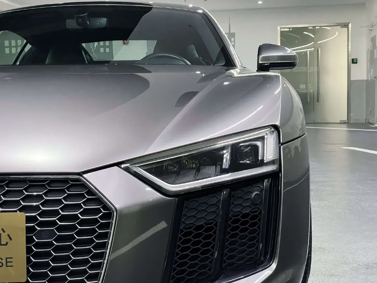 2016 Audi R8 5.2L 611HP V10 7DCT,autocango,china used car exporter,china ev exporter,chinese used car exporter,chinese used ev exporter