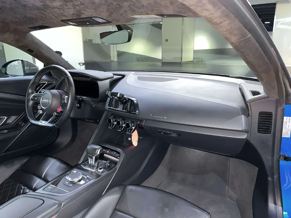 2016 Audi R8 5.2L 611HP V10 7DCT,autocango,china used car exporter,china ev exporter,chinese used car exporter,chinese used ev exporter