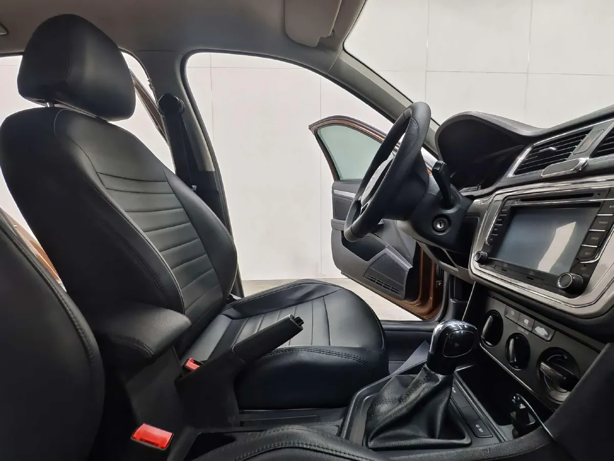 2015 Volkswagen Gran Lavida 1.6L 110HP L4 6AT,autocango,china used car exporter,china ev exporter,chinese used car exporter,chinese used ev exporter