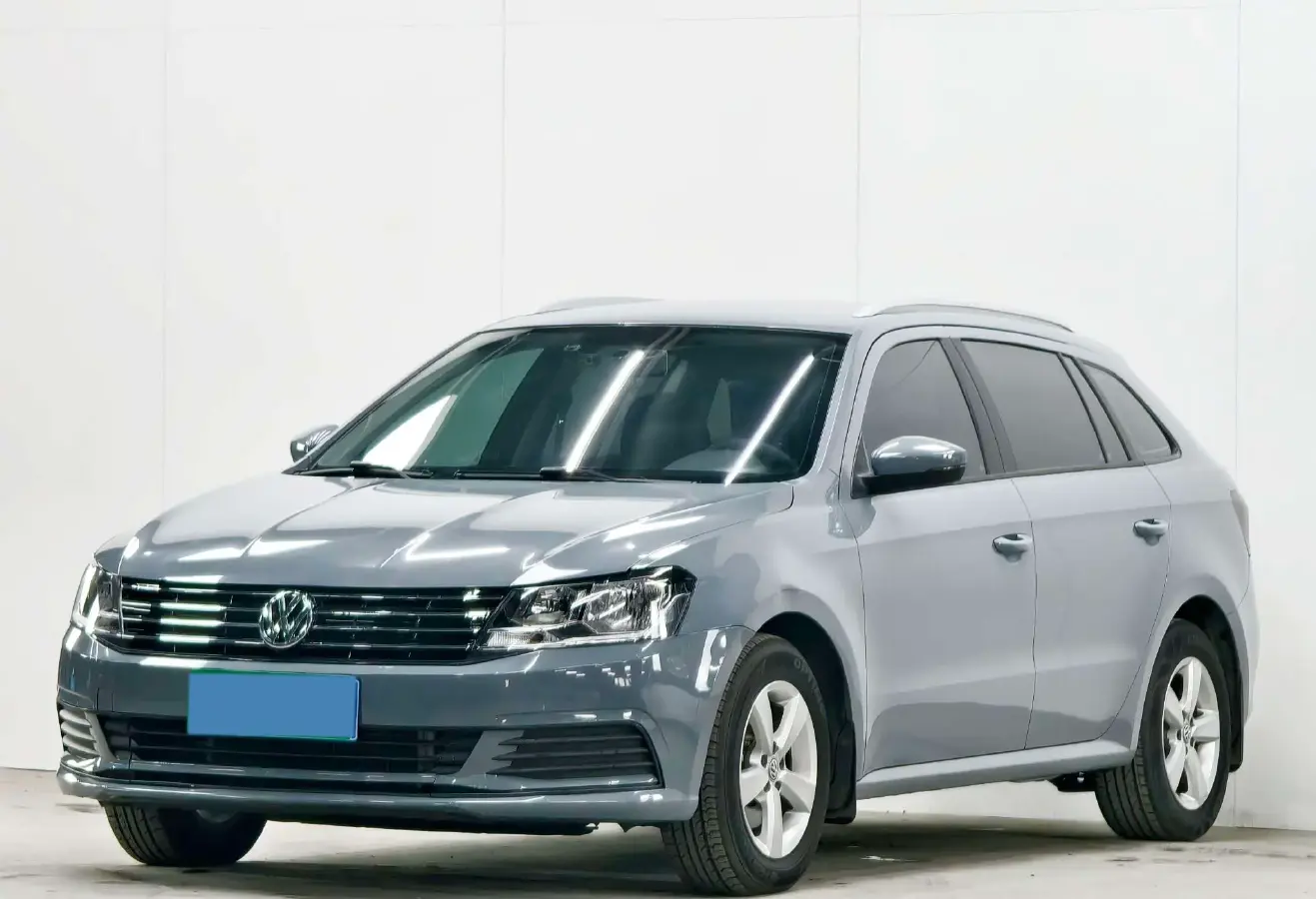 2015 Volkswagen Gran Lavida 1.6L 110HP L4 6AT
