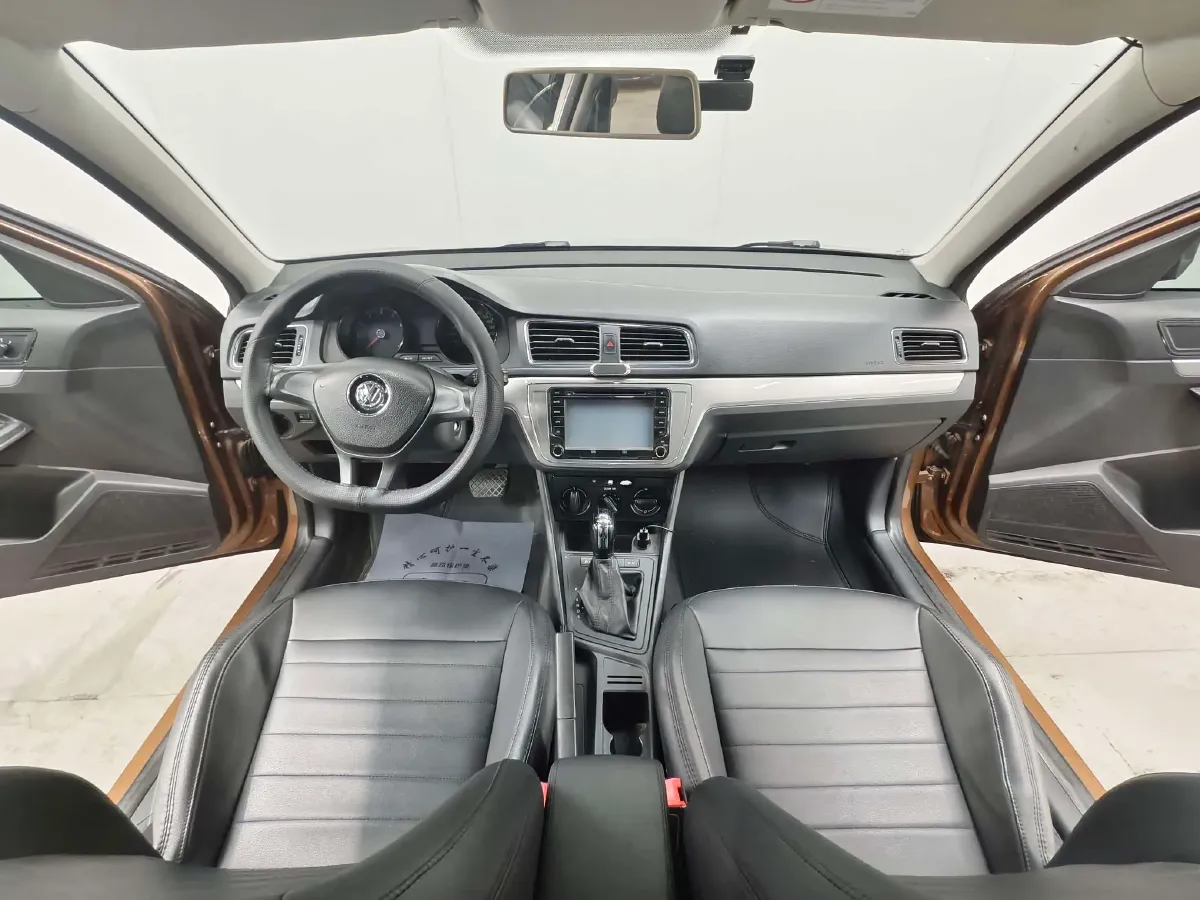 2015 Volkswagen Gran Lavida 1.6L 110HP L4 6AT,autocango,china used car exporter,china ev exporter,chinese used car exporter,chinese used ev exporter