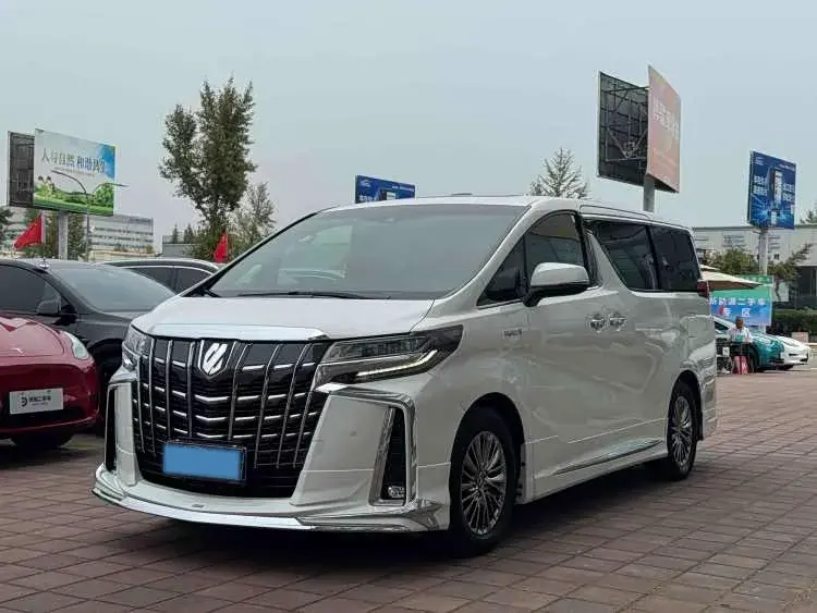 2019 Toyota Alphard 2.5L 117HP L4 E-CVT Hybrid