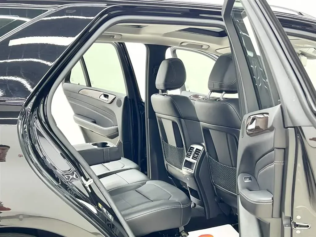 2014 Mercedes-Benz M Class 3.0T 333HP V6 7AT,autocango,china used car exporter,china ev exporter,chinese used car exporter,chinese used ev exporter