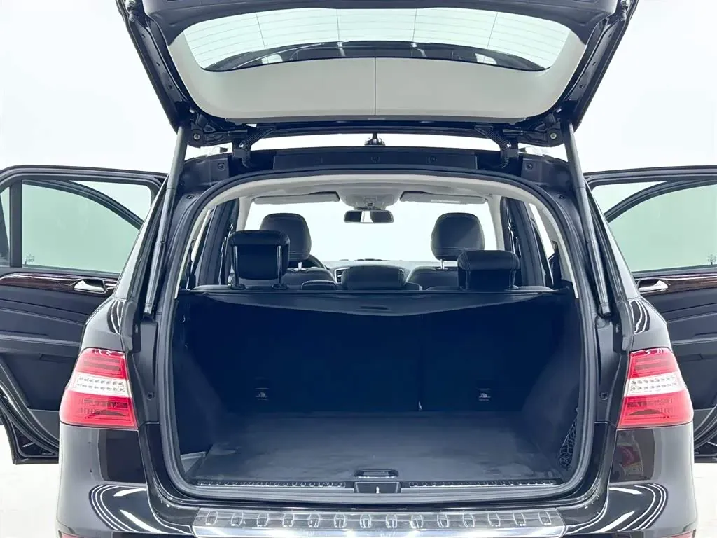 2014 Mercedes-Benz M Class 3.0T 333HP V6 7AT,autocango,china used car exporter,china ev exporter,chinese used car exporter,chinese used ev exporter