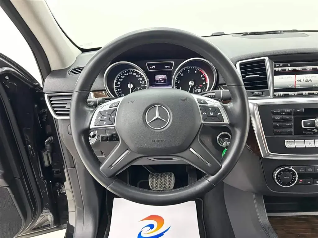 2014 Mercedes-Benz M Class 3.0T 333HP V6 7AT,autocango,china used car exporter,china ev exporter,chinese used car exporter,chinese used ev exporter