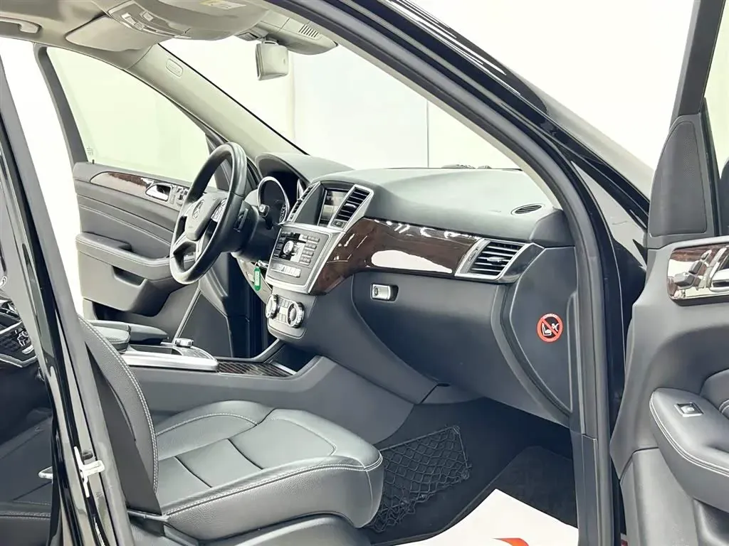 2014 Mercedes-Benz M Class 3.0T 333HP V6 7AT,autocango,china used car exporter,china ev exporter,chinese used car exporter,chinese used ev exporter