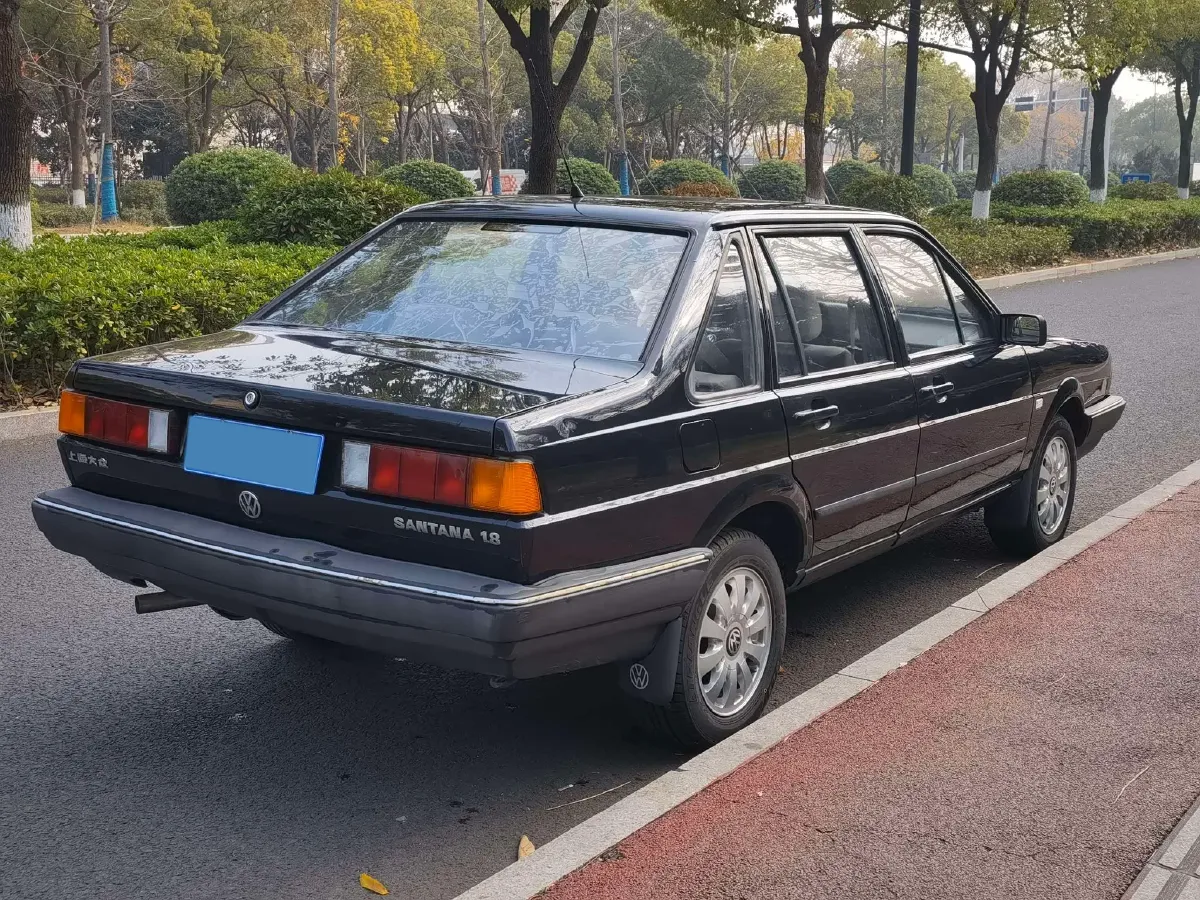 2007 Volkswagen Santana Classic 1.8L 95HP L4 5MT,autocango,china used car exporter,china ev exporter,chinese used car exporter,chinese used ev exporter