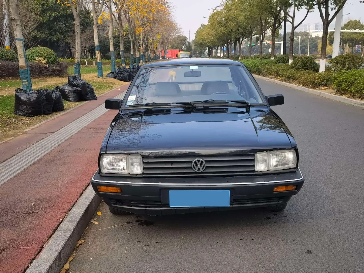 2007 Volkswagen Santana Classic 1.8L 95HP L4 5MT,autocango,china used car exporter,china ev exporter,chinese used car exporter,chinese used ev exporter