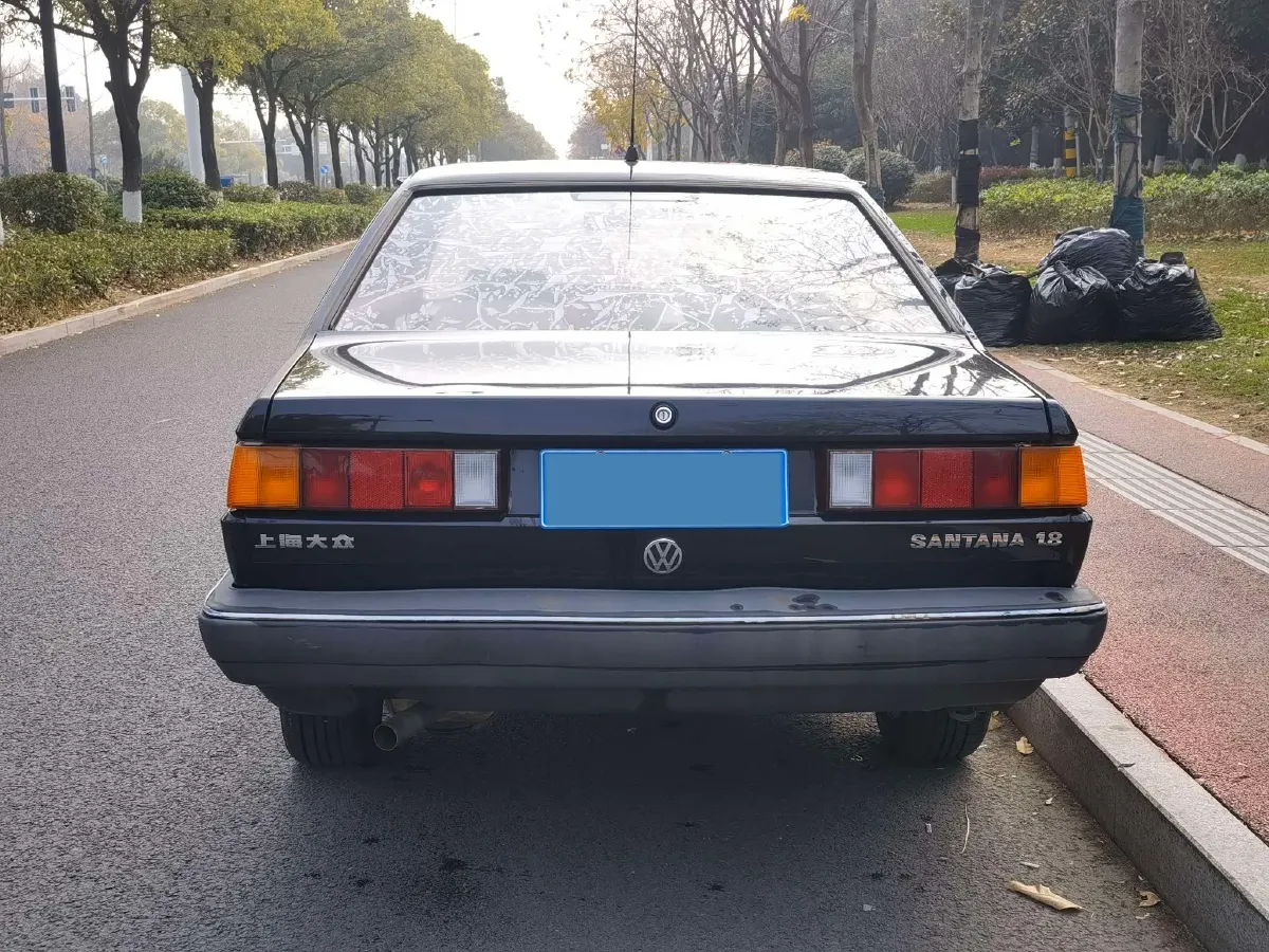 2007 Volkswagen Santana Classic 1.8L 95HP L4 5MT,autocango,china used car exporter,china ev exporter,chinese used car exporter,chinese used ev exporter