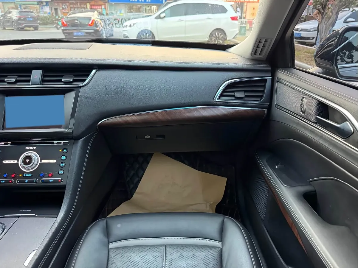 2015 Ford Taurus 2.0T 245HP L4 6AT,autocango,china used car exporter,china ev exporter,chinese used car exporter,chinese used ev exporter