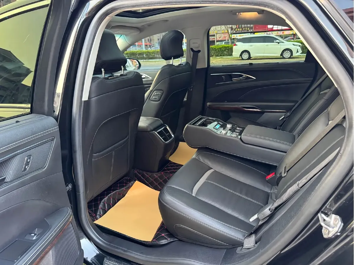 2015 Ford Taurus 2.0T 245HP L4 6AT,autocango,china used car exporter,china ev exporter,chinese used car exporter,chinese used ev exporter