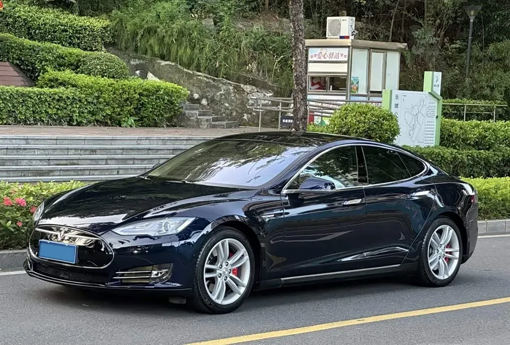 2014 Tesla Model S BEV 85KWH,autocango,china used car exporter,china ev exporter,chinese used car exporter,chinese used ev exporter