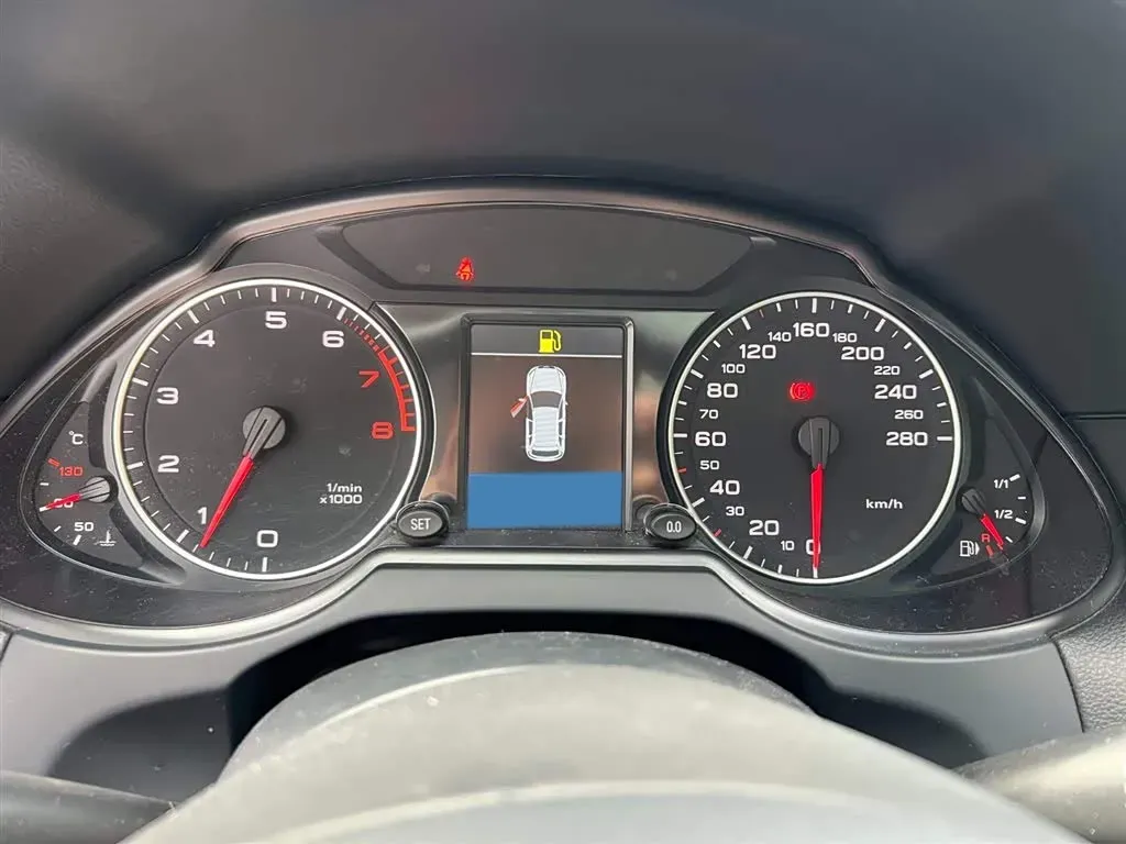 2012 Audi Q5 2.0T 211HP L4 8AT,autocango,china used car exporter,china ev exporter,chinese used car exporter,chinese used ev exporter