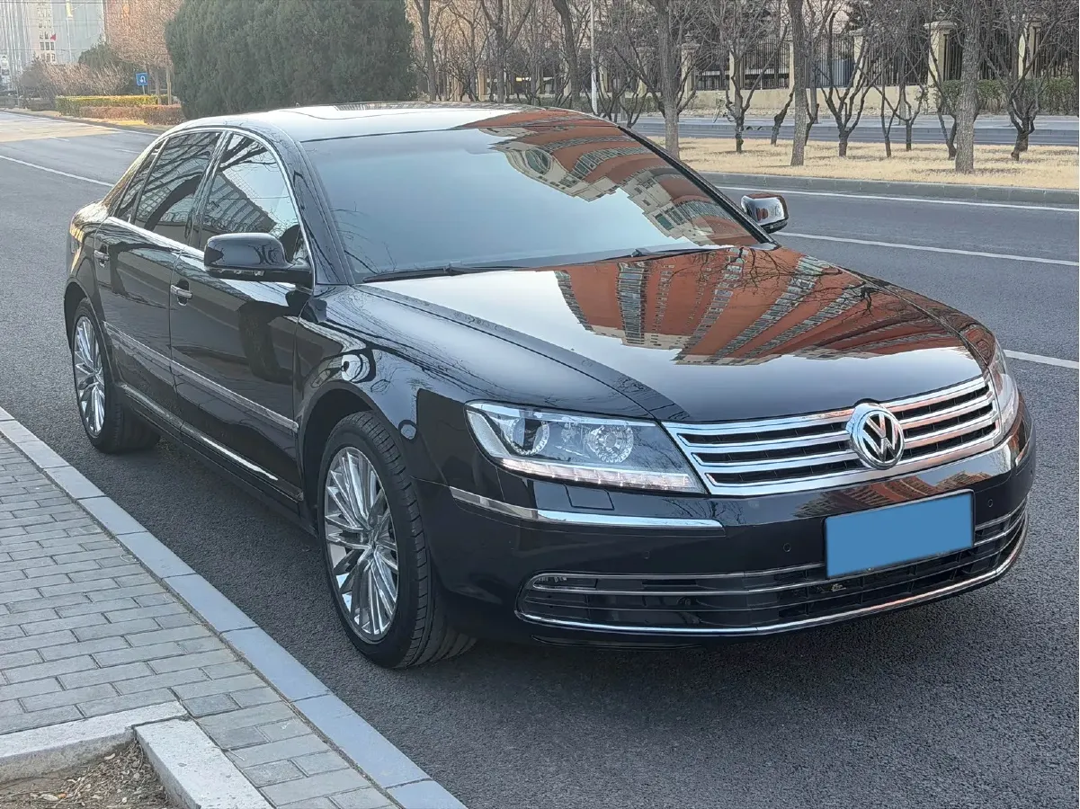 2015 Volkswagen Pheaton 3.0L 250HP V6 6AT,autocango,china used car exporter,china ev exporter,chinese used car exporter,chinese used ev exporter