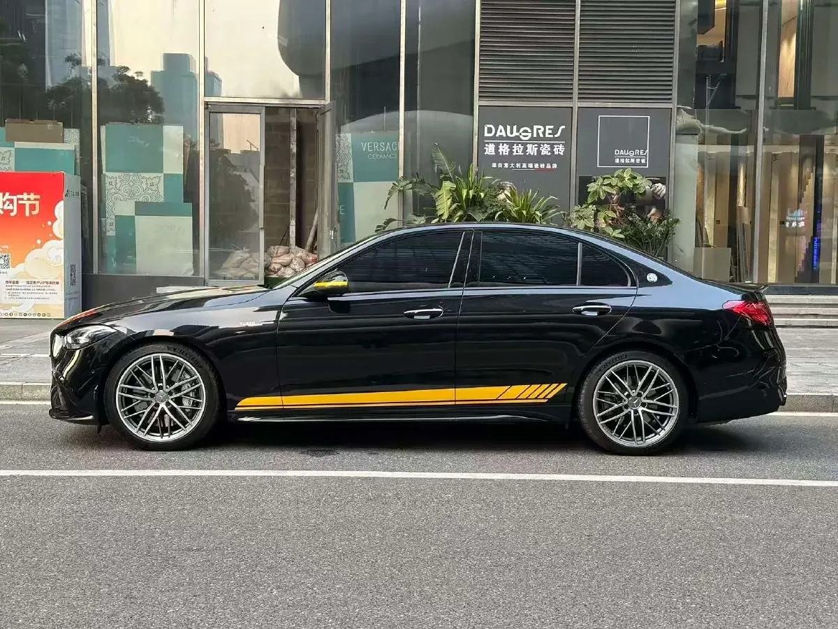 2024 Mercedes-Benz C AMG 2.0T 408HP L4 9AT,autocango,china used car exporter,china ev exporter,chinese used car exporter,chinese used ev exporter