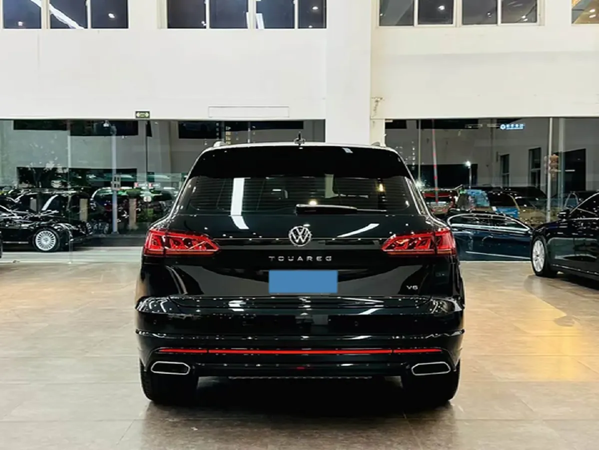2023 Volkswagen Touareg 3.0T 340HP V6 8AT,autocango,china used car exporter,china ev exporter,chinese used car exporter,chinese used ev exporter
